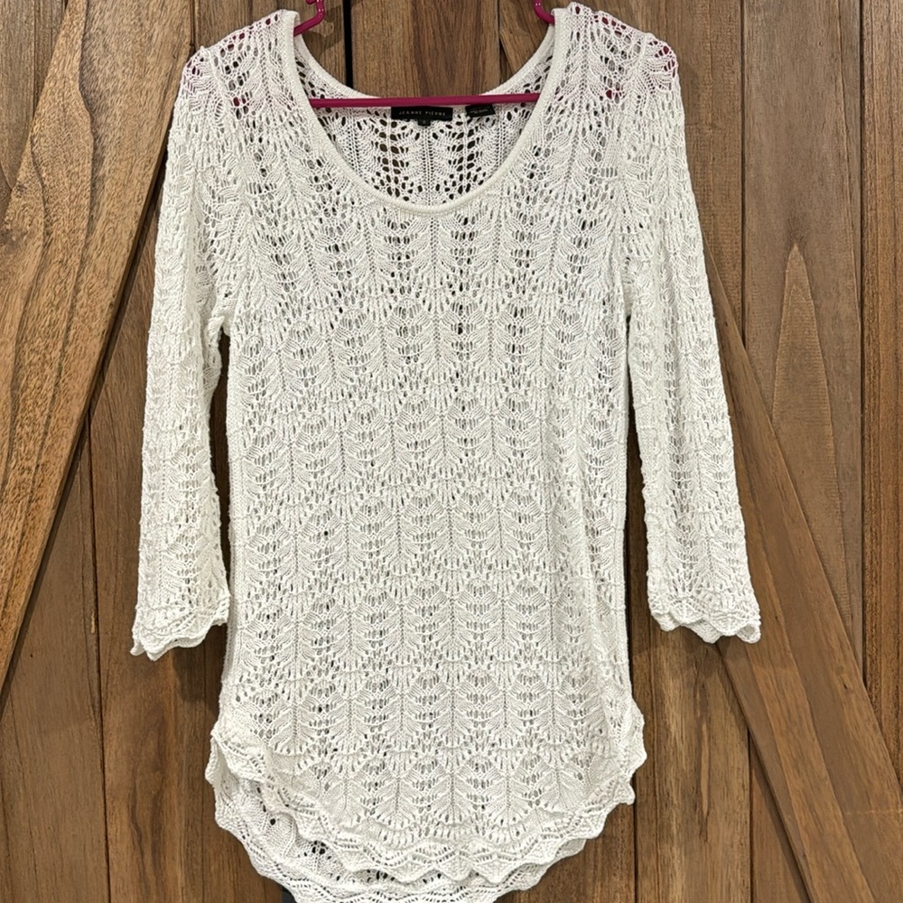 Crochet Jeanne Pierre woman’s top size S